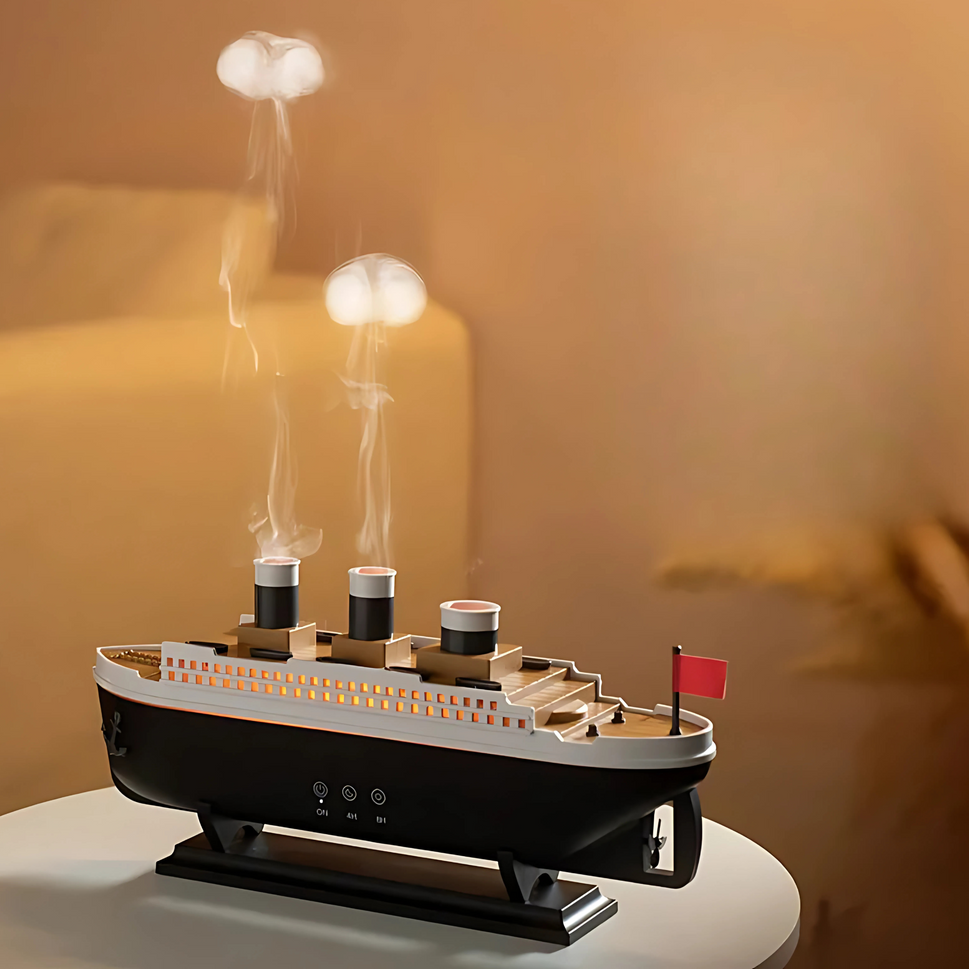 Titanic-Themed 250ml Ultrasonic Humidifier & Essential Oil Diffuser