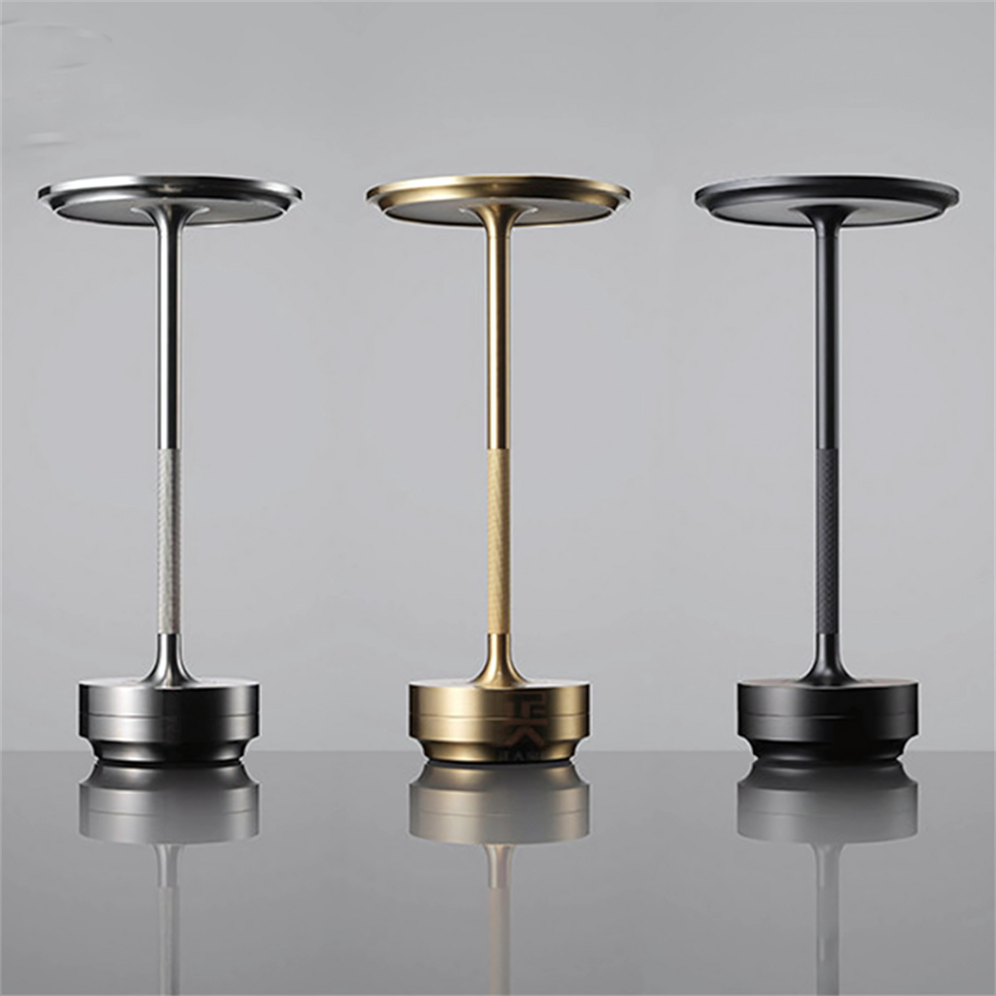 Creative Mushroom Crystal Cordless Lamp – Dimmable LED Elegance