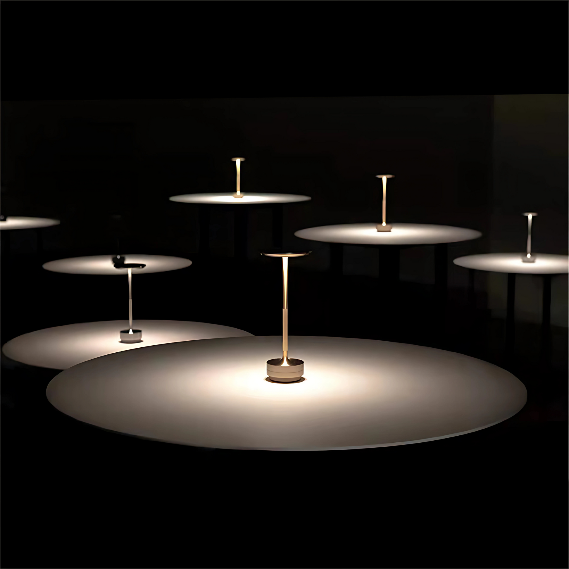 Creative Mushroom Crystal Cordless Lamp – Dimmable LED Elegance