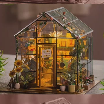DIY Miniature Flowerhouse Kit
